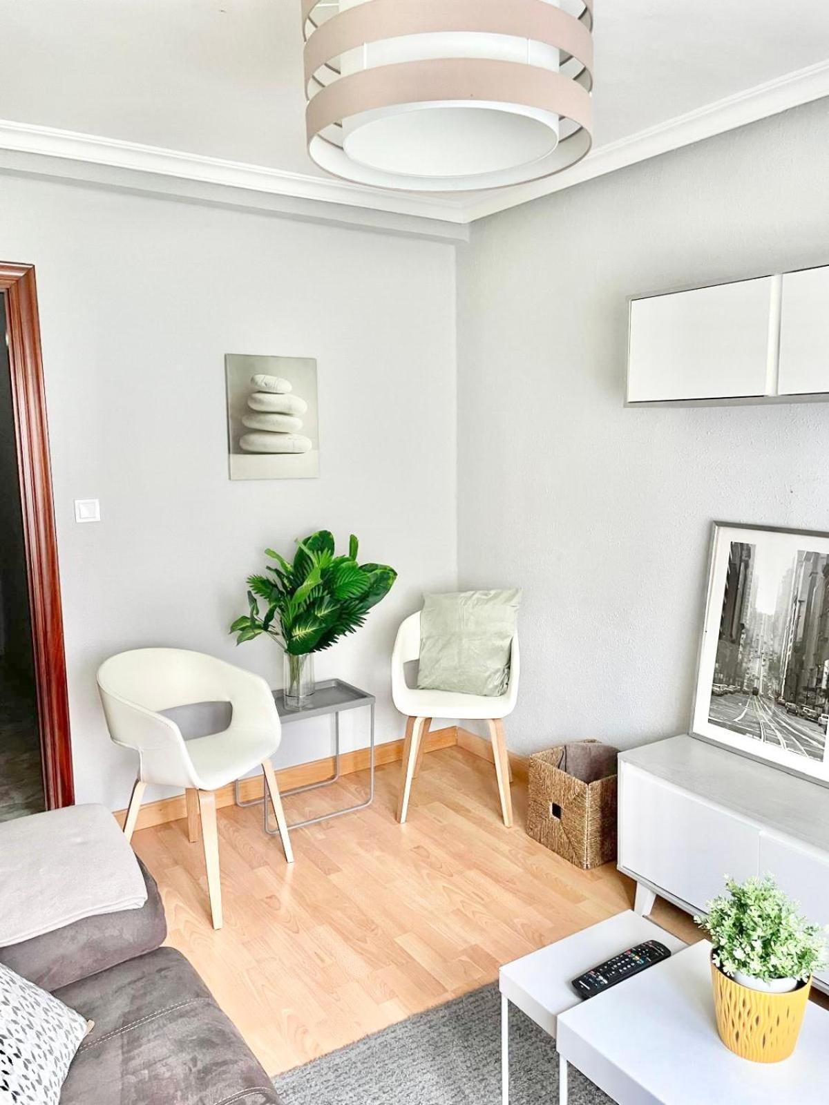 Apartamento San Lazaro. Oviedo Bagian luar foto